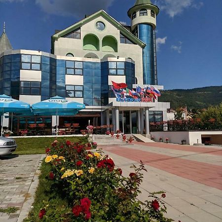 Apartments & Restaurant Abas Πλαβ Εξωτερικό φωτογραφία