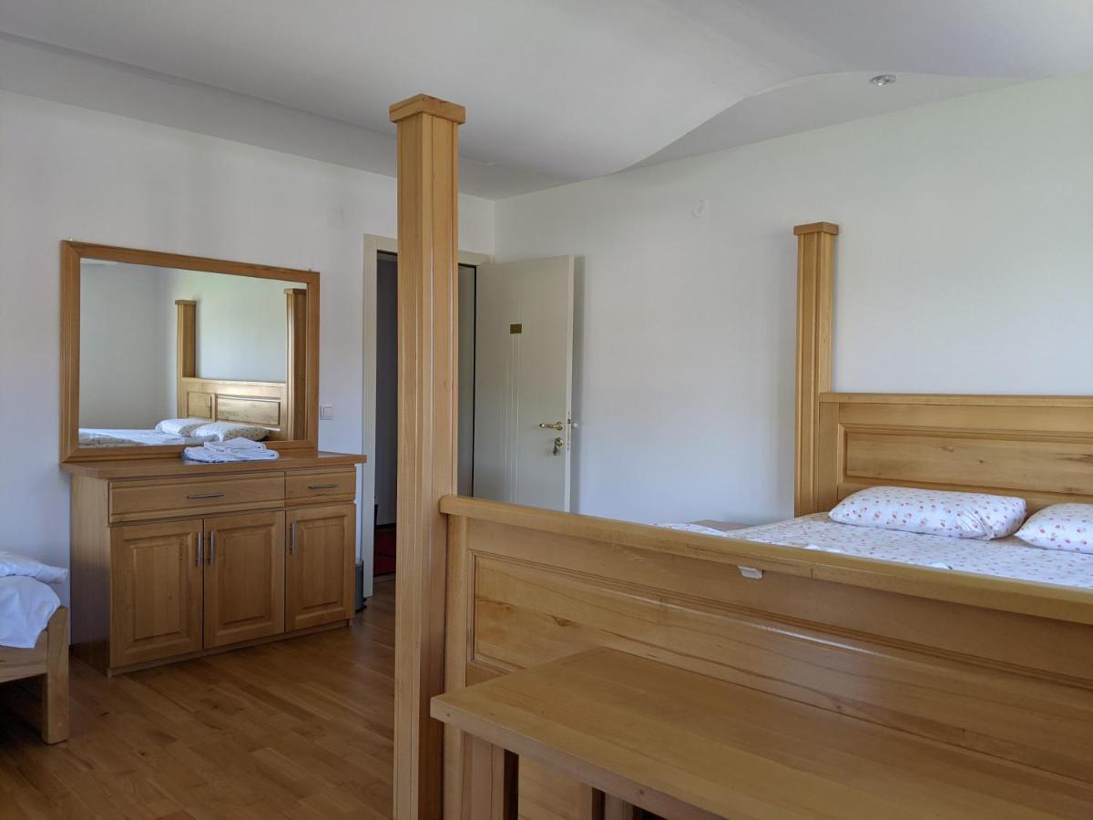 Apartments & Restaurant Abas Πλαβ Εξωτερικό φωτογραφία