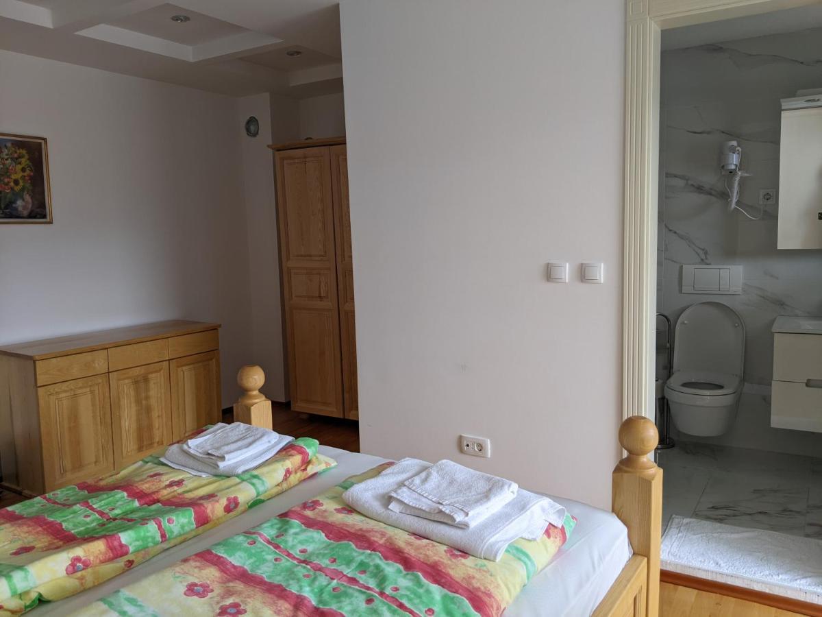 Apartments & Restaurant Abas Πλαβ Εξωτερικό φωτογραφία
