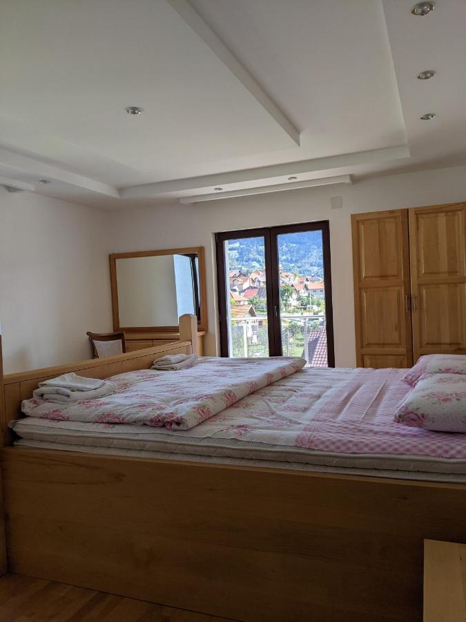 Apartments & Restaurant Abas Πλαβ Εξωτερικό φωτογραφία