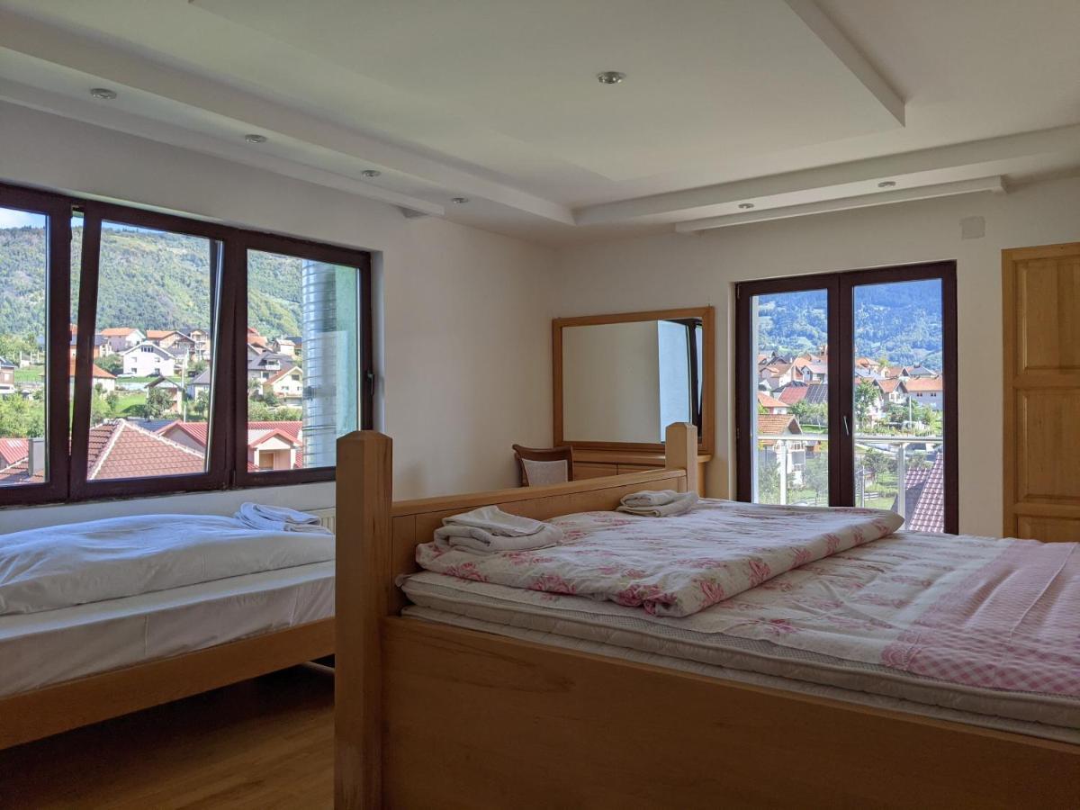 Apartments & Restaurant Abas Πλαβ Εξωτερικό φωτογραφία
