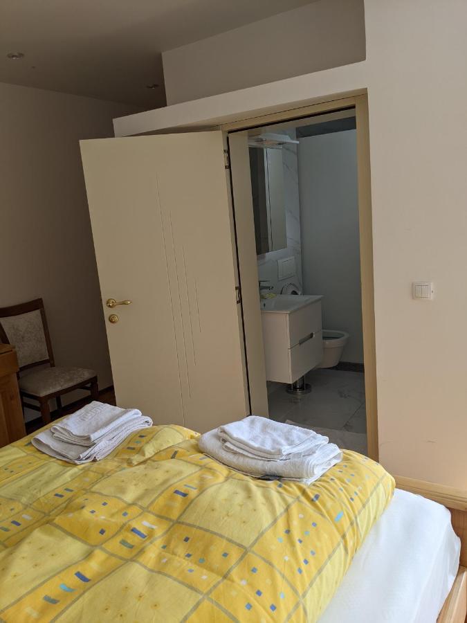 Apartments & Restaurant Abas Πλαβ Εξωτερικό φωτογραφία