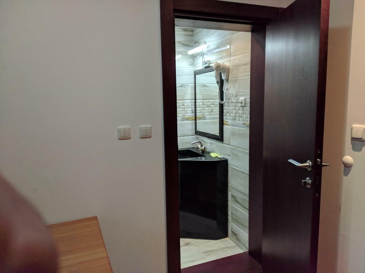 Apartments & Restaurant Abas Πλαβ Εξωτερικό φωτογραφία