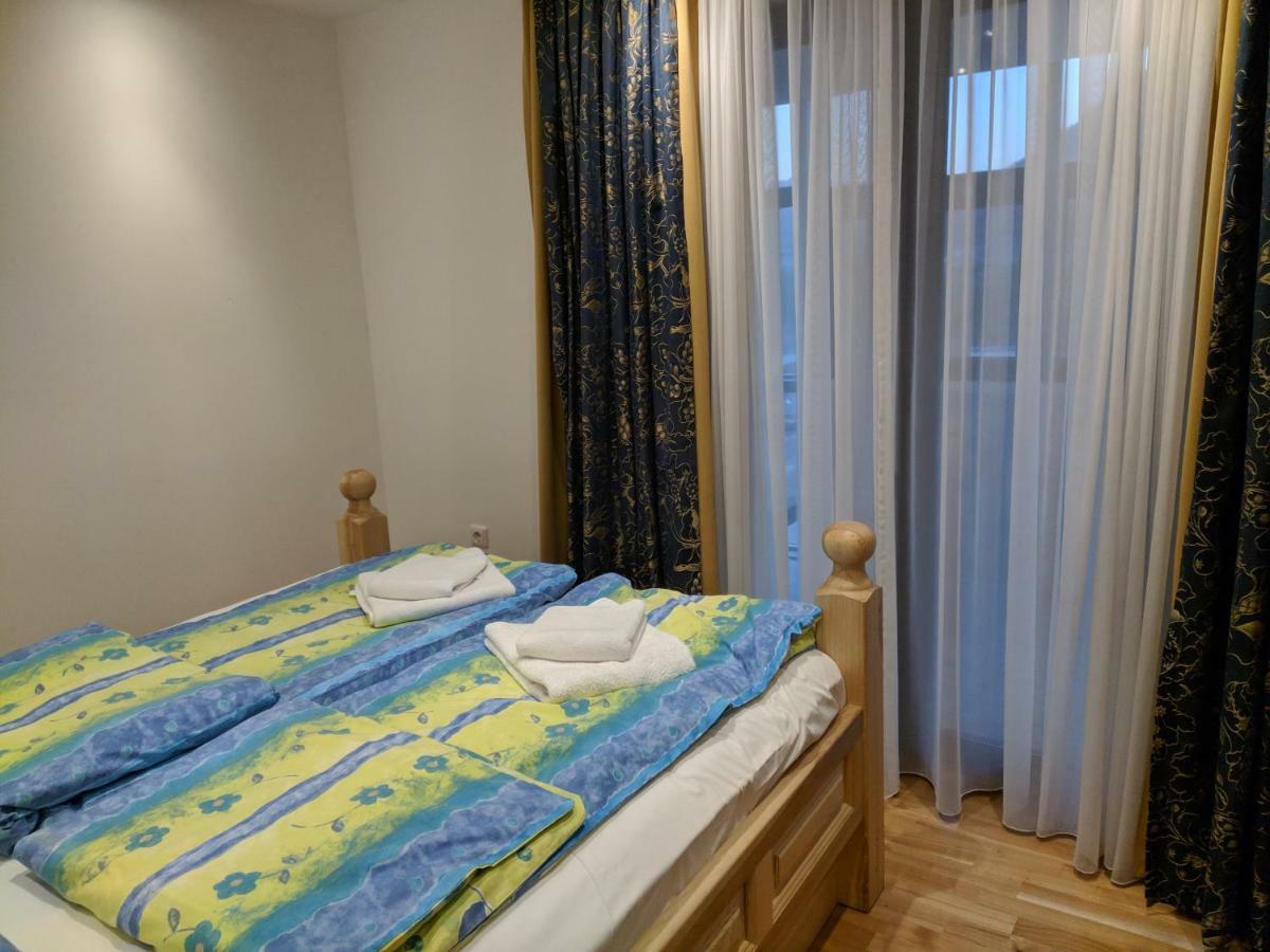 Apartments & Restaurant Abas Πλαβ Εξωτερικό φωτογραφία