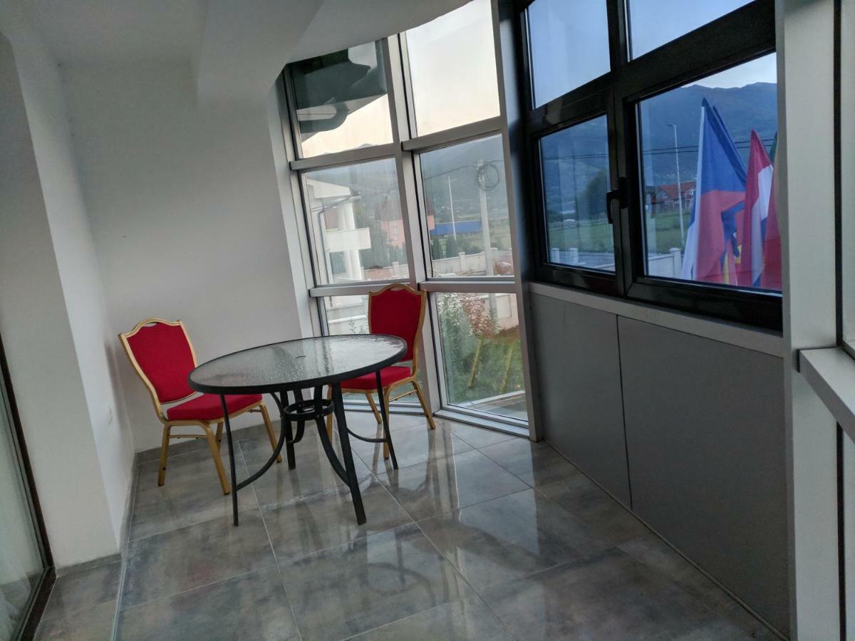 Apartments & Restaurant Abas Πλαβ Εξωτερικό φωτογραφία