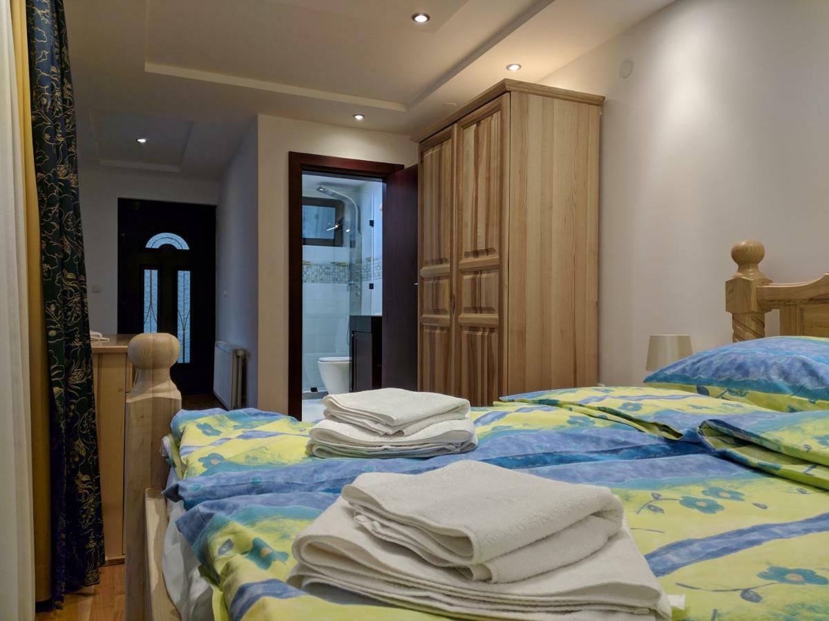 Apartments & Restaurant Abas Πλαβ Εξωτερικό φωτογραφία