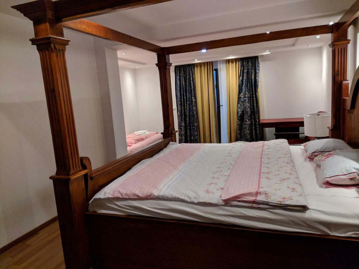 Apartments & Restaurant Abas Πλαβ Εξωτερικό φωτογραφία