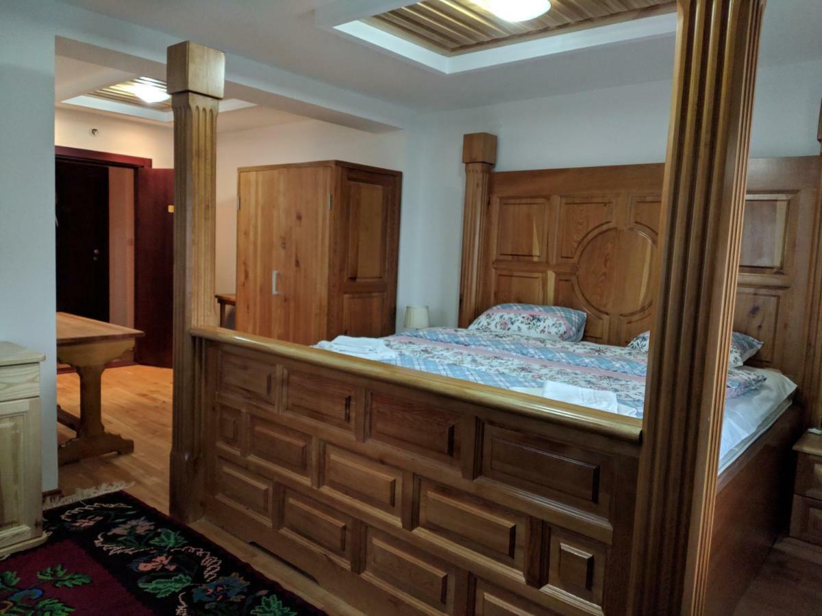 Apartments & Restaurant Abas Πλαβ Εξωτερικό φωτογραφία